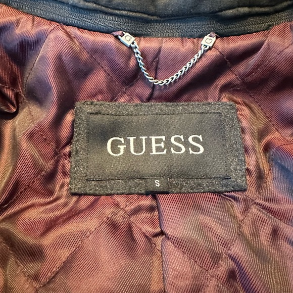 Men Guess Coat with removable Hood. - Picture 2 of 12